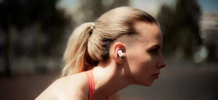 Słuchawki sportowe - test 5 modeli. Czy Powerbeats zdeklasują konkurencję?