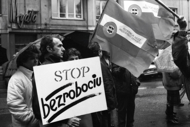 Nasza hekatomba roku 1990, czyli jak powstało bezrobocie