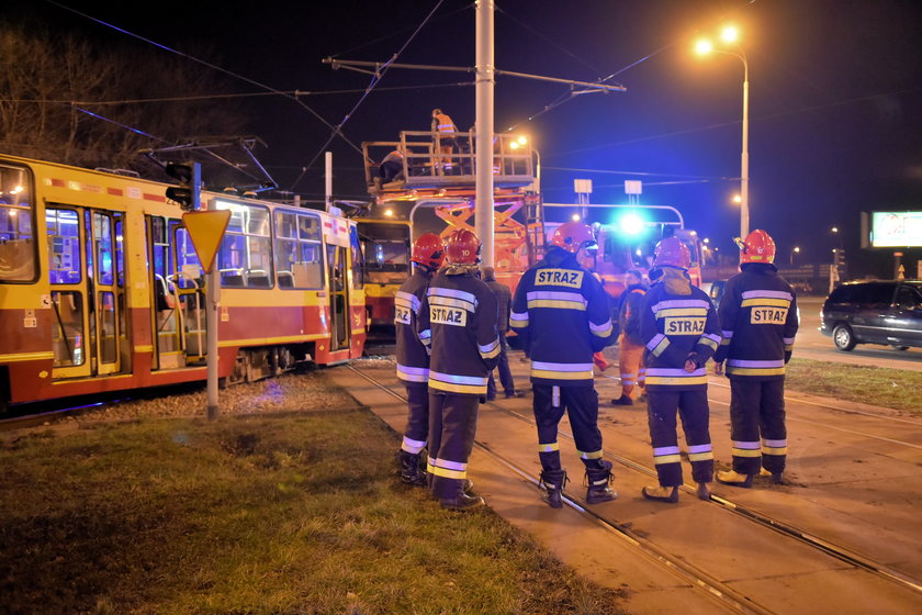 czołowe zderzenie tramwajów na Limanowskiego