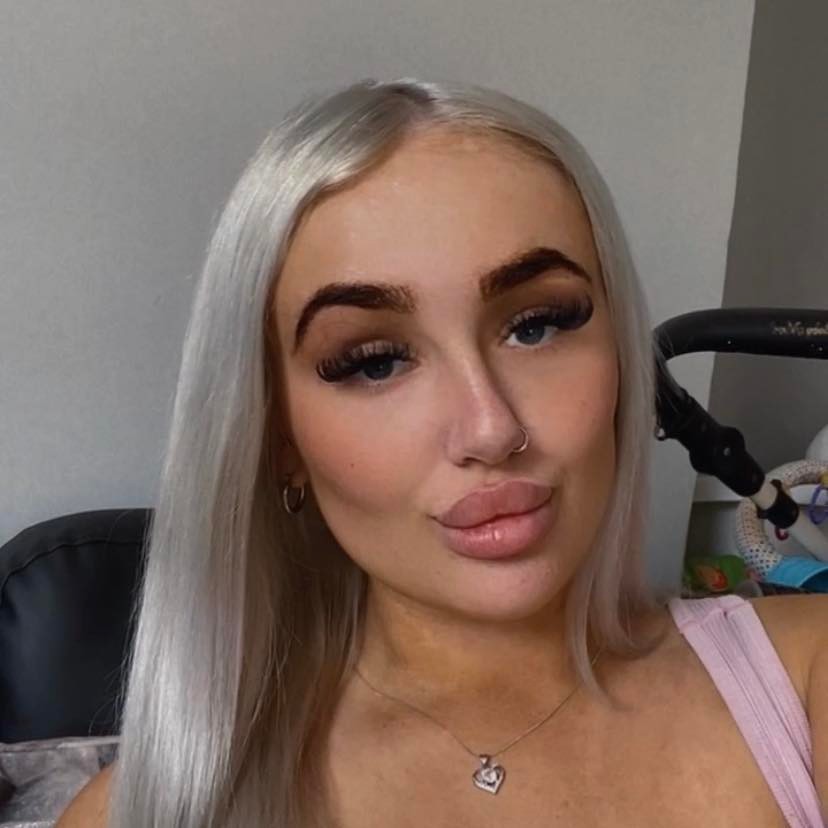 Kira Booth zomrela po tom, ako sa nadýchala veľkého množstva rajského plynu.