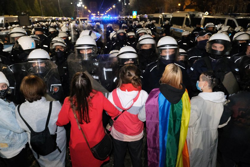 Protesty w Warszawie po zaostrzeniu prawa aborcyjnego.