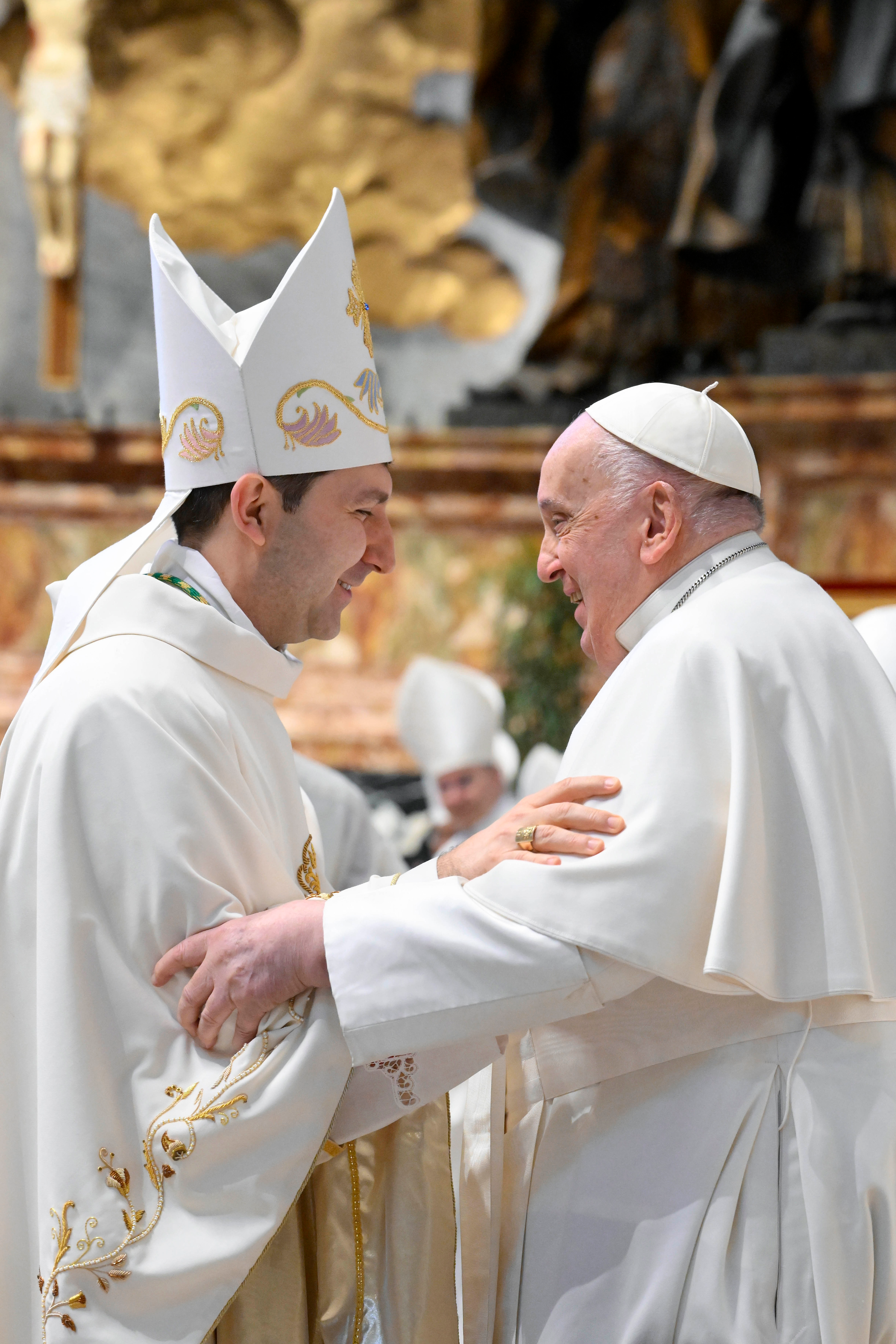 El Vaticano advierte a San Pío X: las ordenaciones de julio serán cisma y excomunión