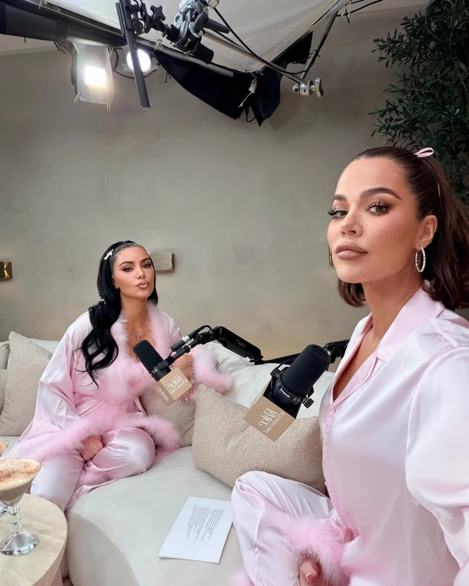 Kim Kardašijan i Kloi Kardašijan