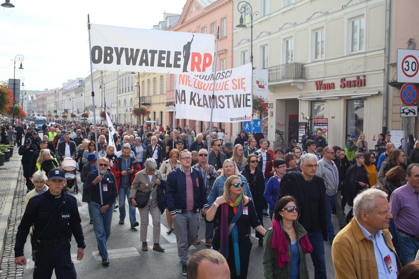 Marsz przeciwko pedofilii w Kościele przeszedł przez Warszawę i Poznań