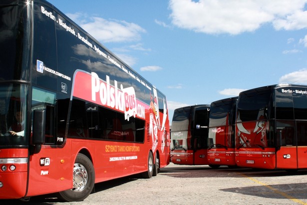 Autokary Van Hool Astromega we flocie PolskiBus.com