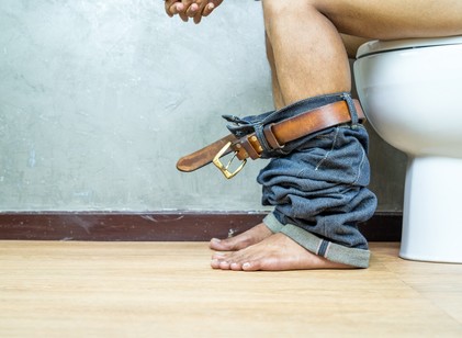 A WC-ben is észrevehető az, ha beteg a mája című cikk nyitóképe