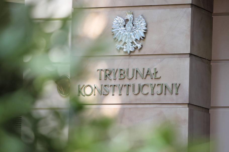 Wyrok Trybunału Konstytucyjnego w sprawie zgodności z Konstytucją art. 417[1] kc będzie papierkiem lakmusowym dla polskiej praworządności, uważa autor