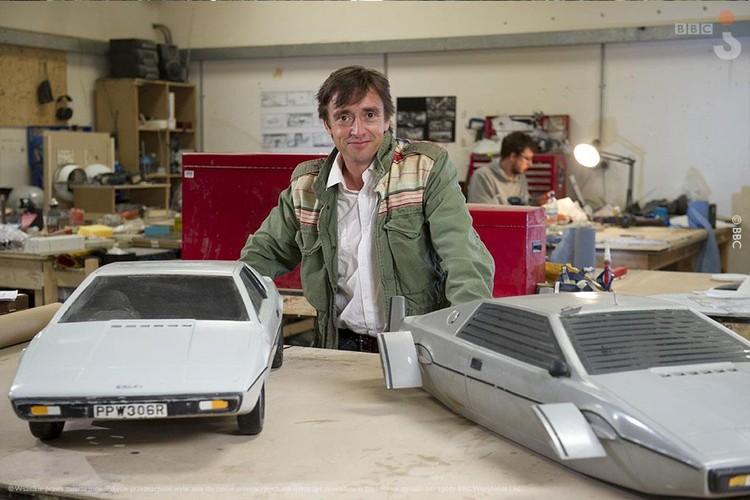 Hammond i makiety bondowskiego Lotusa