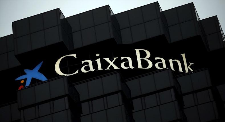 CaixaBank's logo is seen at the company's headquarters in Barcelona, Spain, January 29, 2016.    REUTERS/Albert Gea