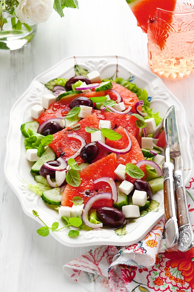 Salata od lubenice sa feta sirom i maslinama
