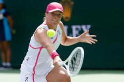 Iga Świątek wygrała turniej w Indian Wells. Za triumf zarobiła 1,1 mln dolarów [WIDEO]