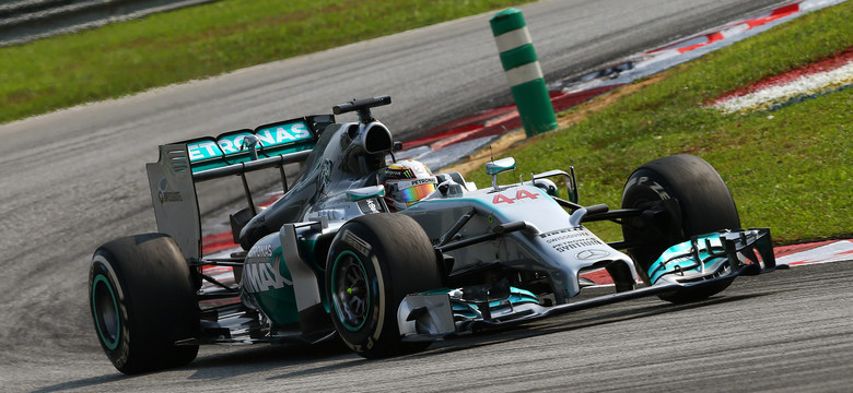 Lewis Hamilton wygrał Grand Prix Malezji. Dublet Mercedesa