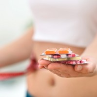 Fogyasztószert reklámoznak a Semmelweis Egyetem nevével visszaélve