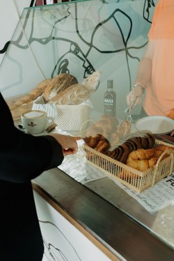 A Parti Bisztró designját Oláh Anna készítette