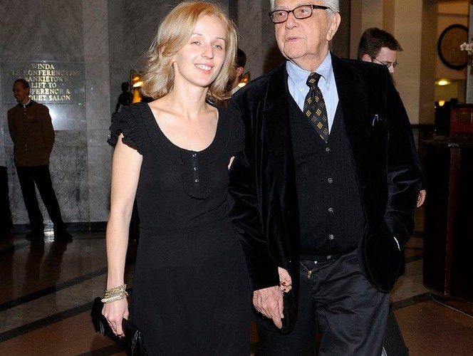 Początki na salonach: coraz więcej swobody i zapowiedź zmiany stylu