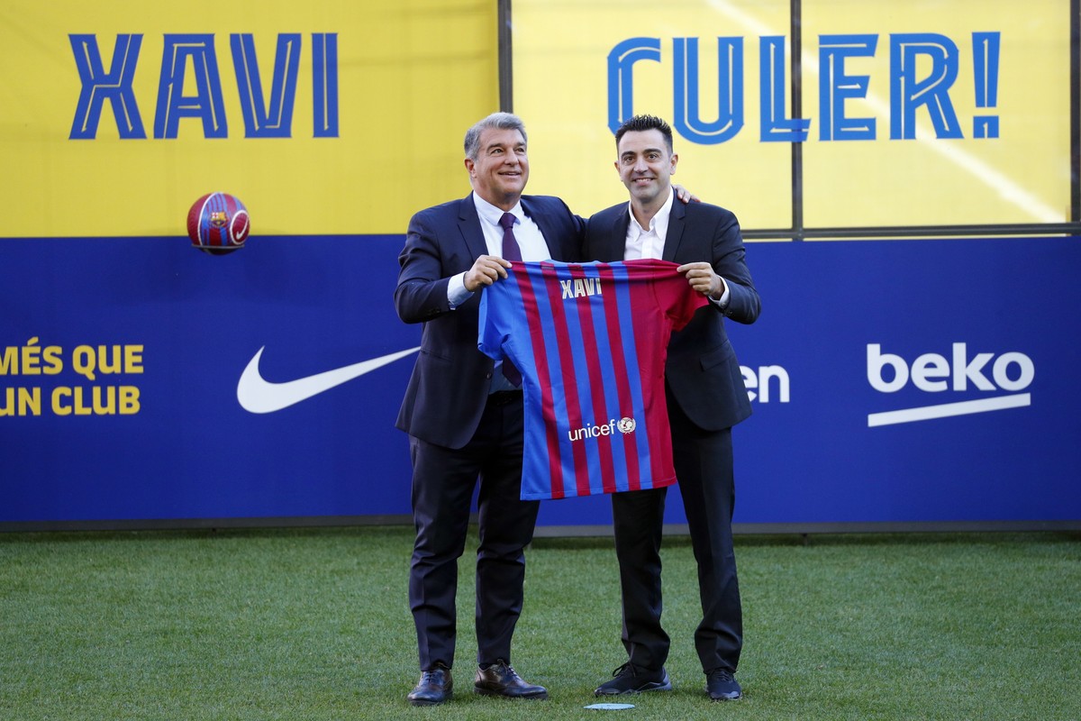 Xavi Hernandez i Joan Laporta