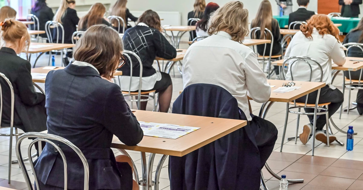 Jedna trzecia maturzystów nie zdała. Jest odpowiedź przedstawicieli Szkoły w Chmurze