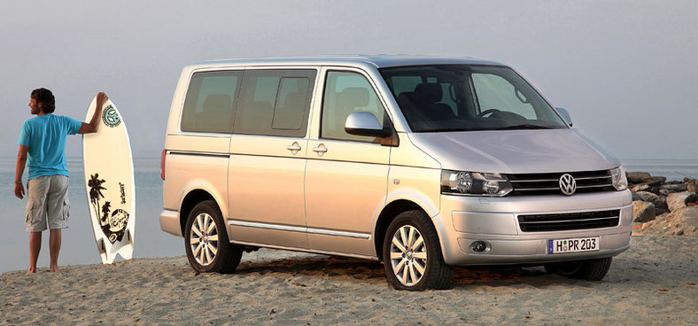 IAA Frankfurt 2009: VW Multivan/Transporter T5 w stylu Golfa