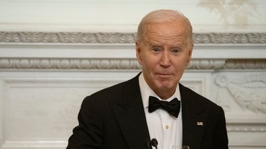 Głos prezydenta USA namawiał do bojkotu prawyborów. Twórca deepfake'a z Joe Bidenem przyznał się do winy.