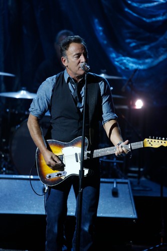 Bruce Springsteen podczas koncertu dla ofiar huraganu 'Sandy'