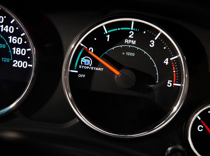 Jeep to ikona samochodów 4x4. Teraz słynna marka nabiera sił pod skrzydłami Fiata. W Polsce pojawiły się właśnie nowości amerykańskiej legendy bezdroży - oto Jeep Wrangler Unlimited i Jeep Grand Cherokee...