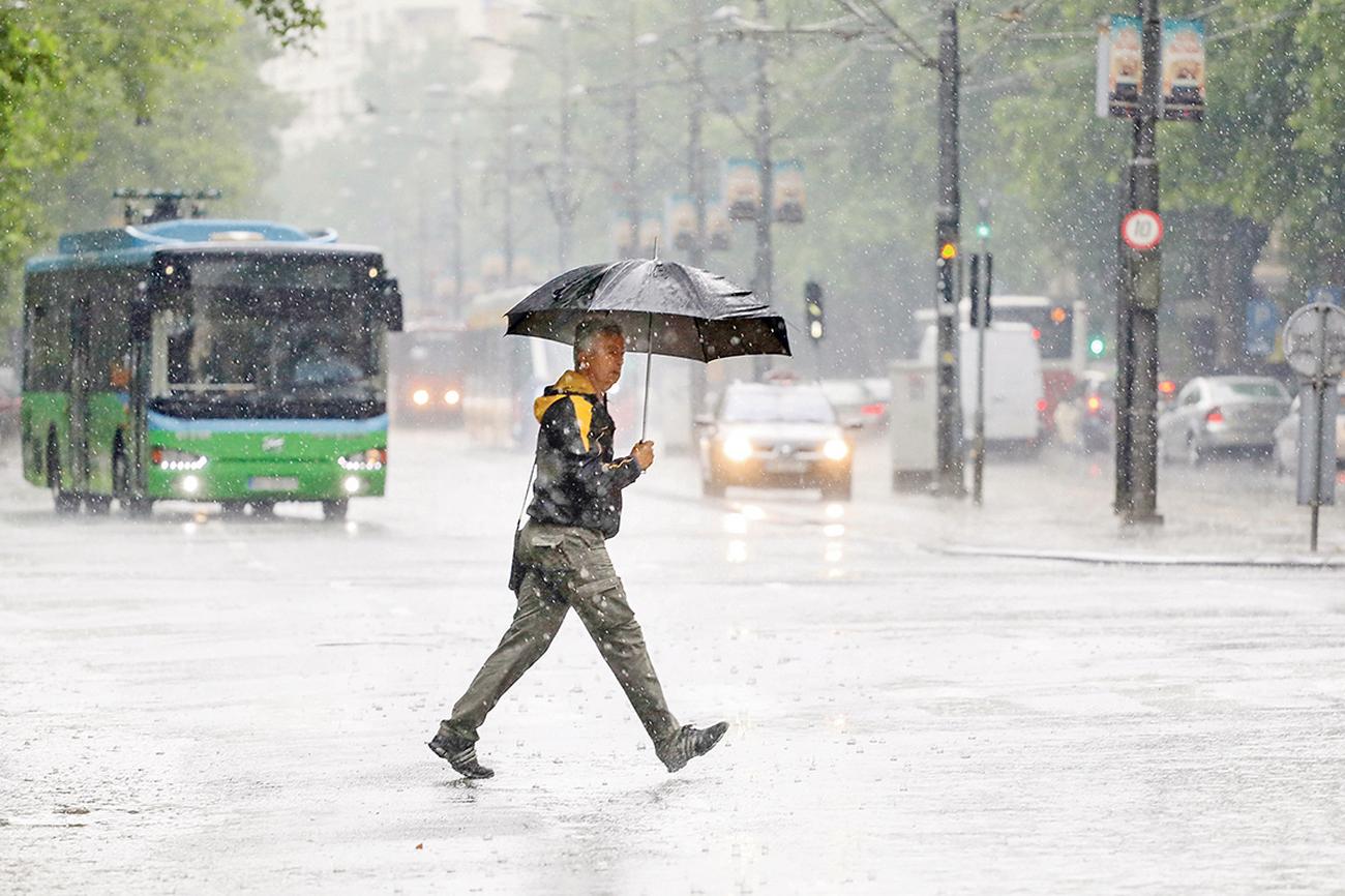 Bis zum Ende des Monats erwarten uns heftiger Regen und Hagel!  Der Wasserstand dieser Flüsse liegt über dem Warnniveau