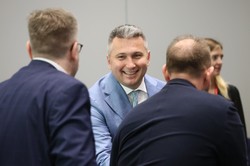 Piesiewicz przeszedł do ataku. Prezes PKOl złożył pozew przeciwko ministrowi sportu