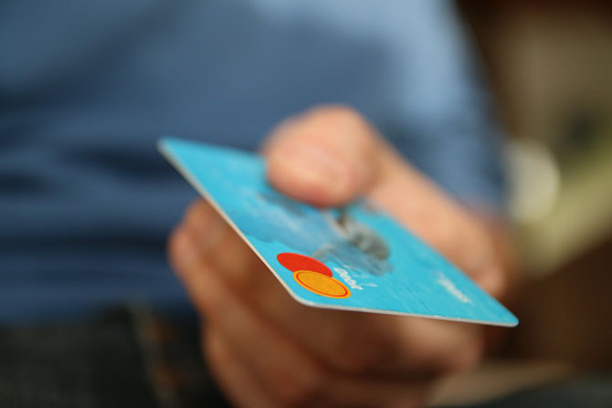 Karta debetowa nie gwarantuje tak dużego bezpieczeństwa jak kredytowa