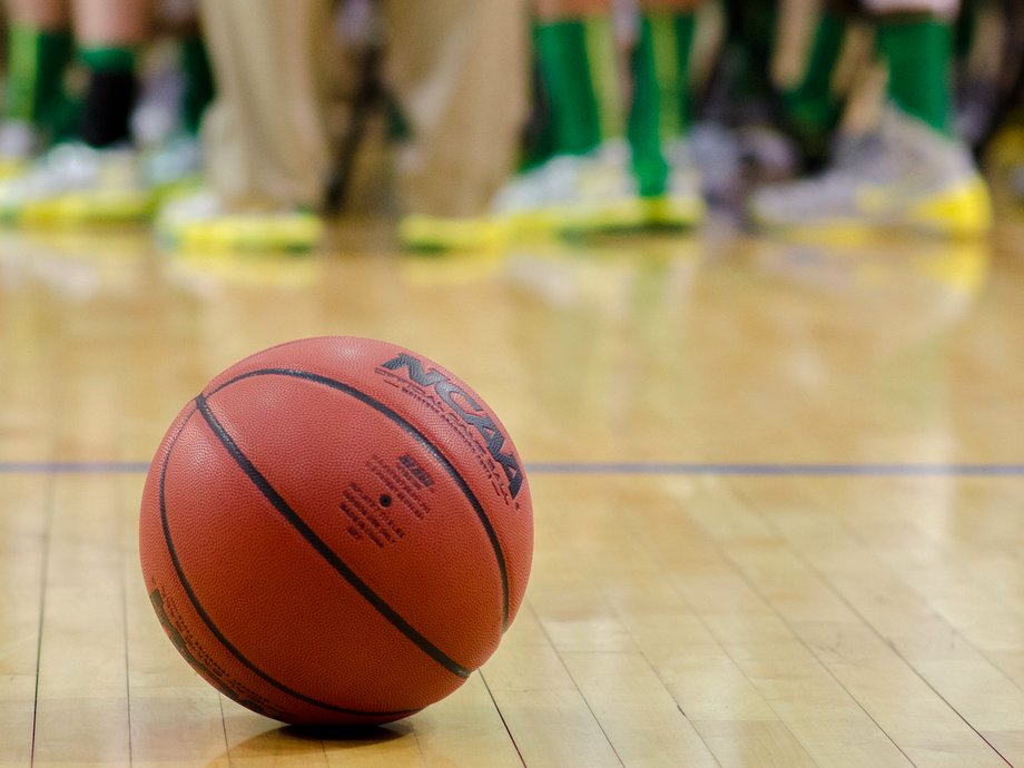 'How many basketballs would fit in this room?' — Delta Air Lines