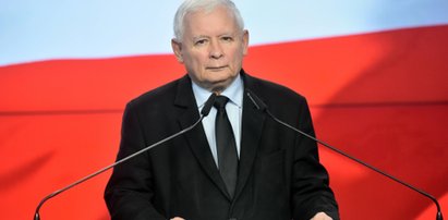 Onet: Kaczyński zablokował film o Smoleńsku