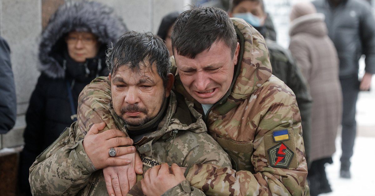 Garri Kasparow: Ukraina jest na krawędzi klęski. Zachodu to nie obchodzi [OPINIA]