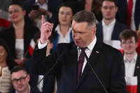 Kaczyński wybrał cel i przerzuca siły. Czarnek to ważny element tej układanki