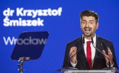 Śmiszek zapowiada walkę z neofaszyzmem. 'Ruchy skrajne rosną w siłę przy aprobacie partii rządzącej'