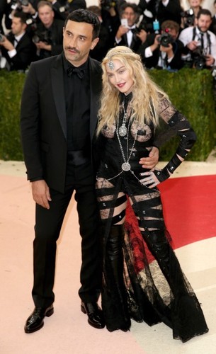 Riccardo Tisci i Madonna