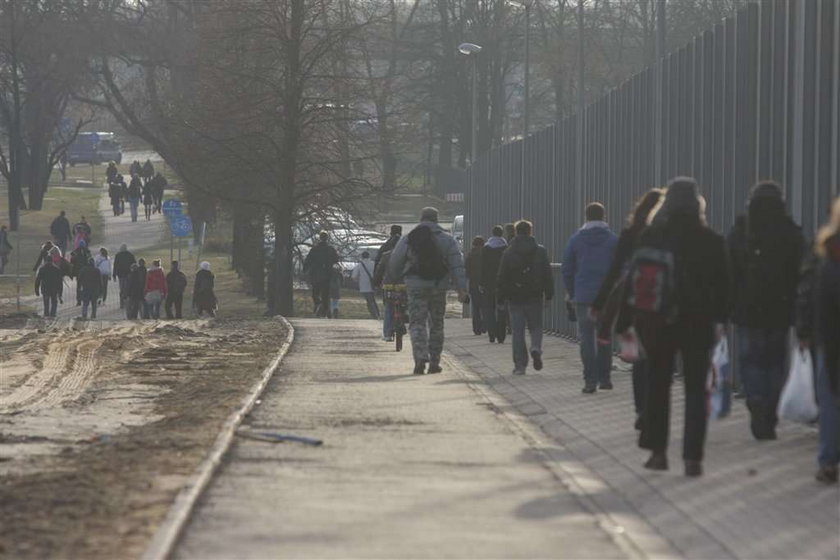 Przewrócony tir zablokował połowę Warszawy