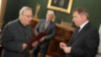 List gratulacyjny od prezydenta z okazji 90. urodzin prof. Krawczuka