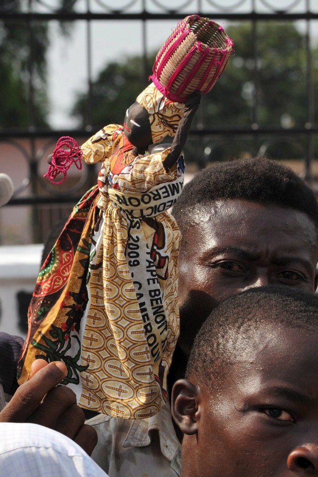 CAMEROON POPE BENEDICT XVI IN AFRICA