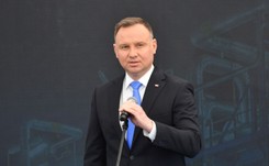 Duda przegrywa w II turze wyborów z Trzaskowskim i z Hołownią. NOWY SONDAŻ