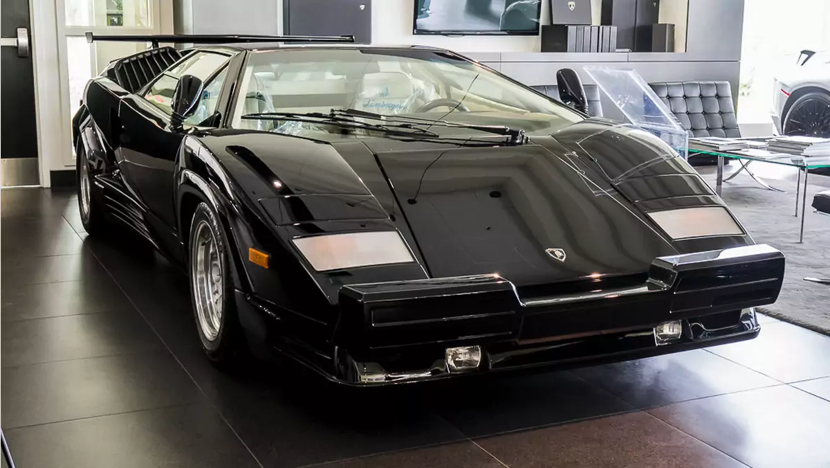 Lamborghini Countach 25th Anniversary