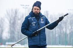 Hyballa chce przerwać "klątwę Piratów z Karaibów"