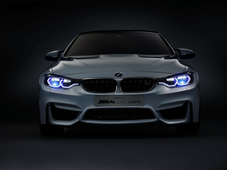 BMW M4 Iconic Lights