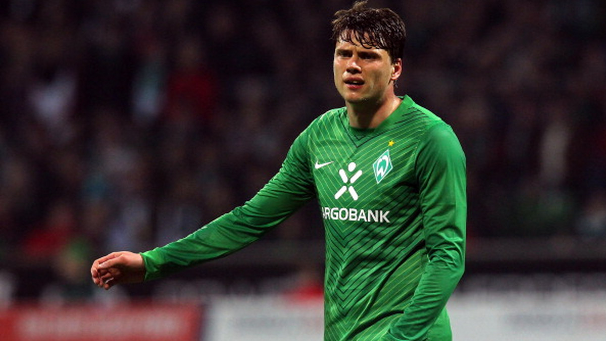 Obrońca reprezentacji Polski, Sebastian Boenisch podpisał kontrakt z Bayerem Leverkusen - poinformował klub na swojej stronie internetowe. Informował o tym wcześniej niemiecki "Kicker". Piłkarz związał się z Aptekarzami do końca obecnego sezonu.