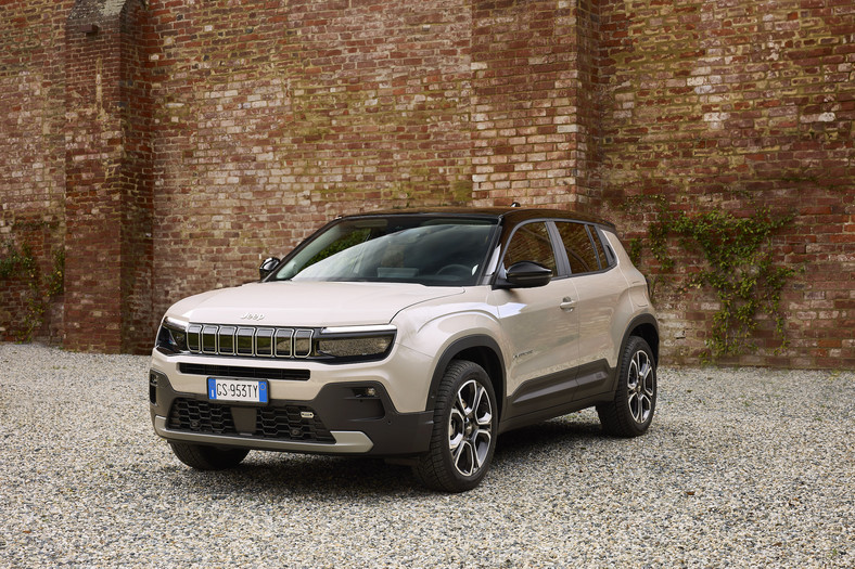 Jeep Avenger e-Hybrid