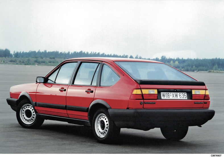 Volkswagen Passat (1985-88)