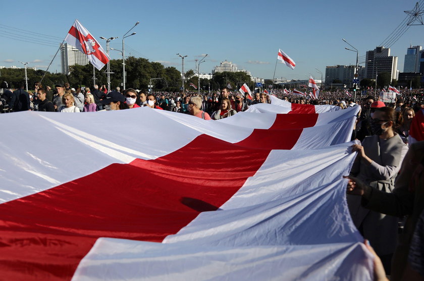 Tysiące ludzi na białoruskich ulicach