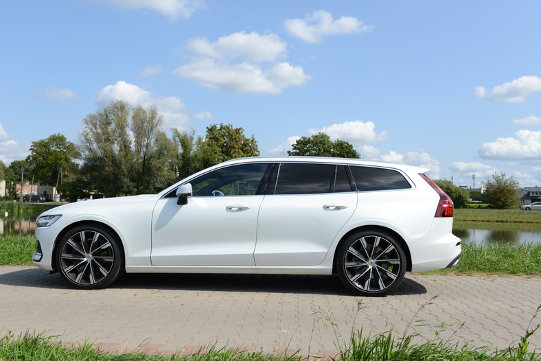 Volvo V60 T6