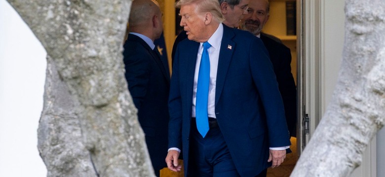 Grenlandia przejęta siłą? Trump nie wyklucza takiego scenariusza