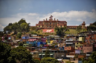 Unia Europejska nałoży embargo na eksport broni do Wenezueli