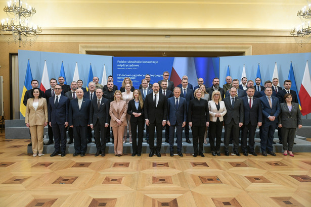 W KPRM trwają polsko-ukraińskie konsultacje międzyrządowe, które mają dotyczyć, prócz kwestii rolnictwa, także współpracy przemysłów zbrojeniowych, kwestii kultury i przesyłu energii