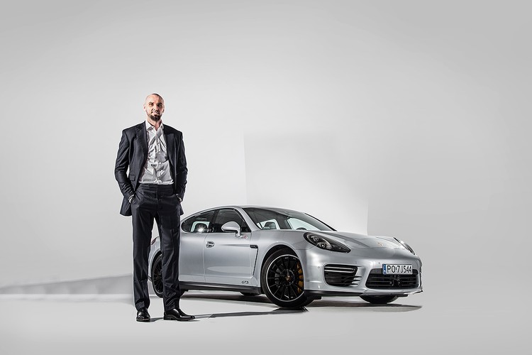 Marcin Gortat i porsche panamera GTS